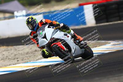 media/Jun-07-2025-TrackDaz (Sat) [[4413525952]]/C Group/1240pm (Turn 1)/